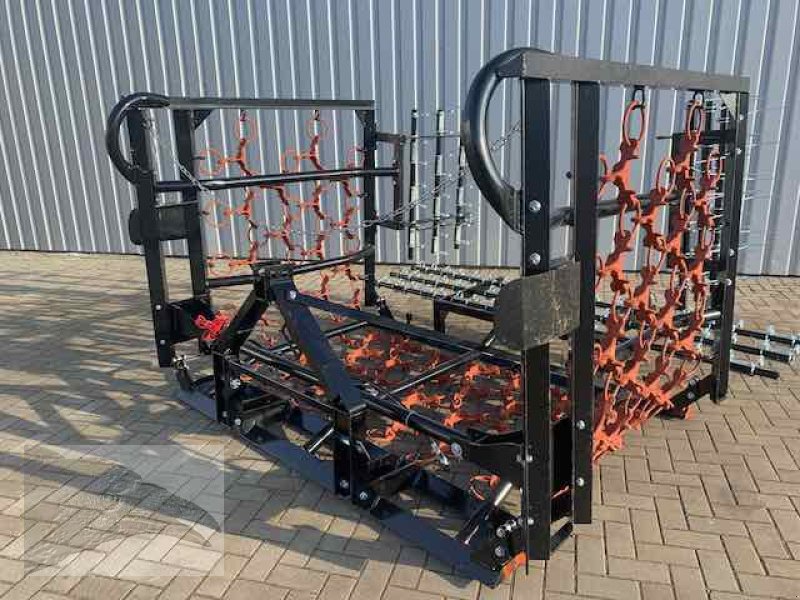 Wiesenegge del tipo VORATECK Wiesenegge 5m mit Striegel, Neumaschine In Südheide (Immagine 9)