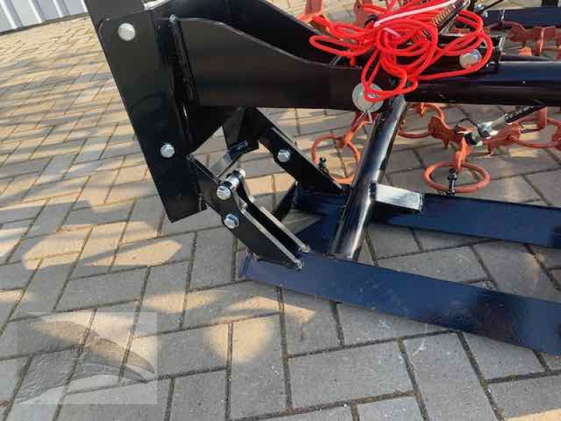 Wiesenegge des Typs VORATECK Wiesenegge mit Striegel 5m Vorführmaschine, Gebrauchtmaschine in Südheide (Bild 7)