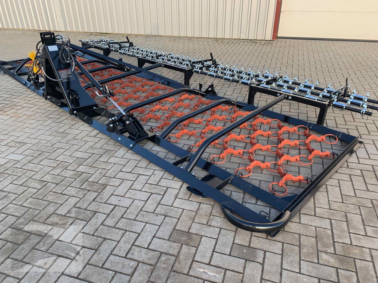 Wiesenegge des Typs VORATECK Wiesenschleppe 5m mit 7mm Striegel, Neumaschine in Südheide (Bild 10)