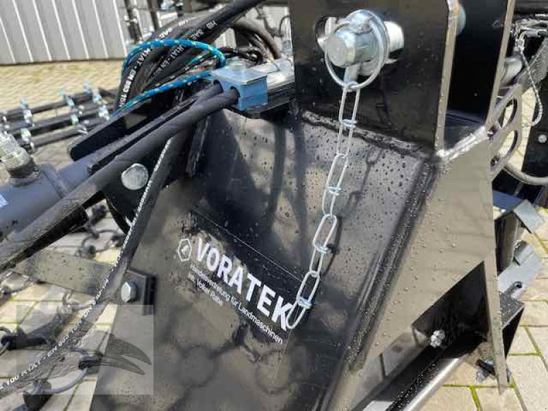 Wiesenegge des Typs VORATECK Wiesenschleppe 5m mit Striegel, Neumaschine in Südheide (Bild 9)