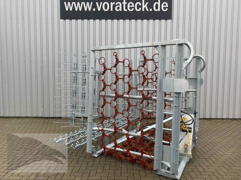 Wiesenegge des Typs VORATECK Wiesenschleppe 6m mit Striegel verzinkt, Neumaschine in Hermannsburg (Bild 1)