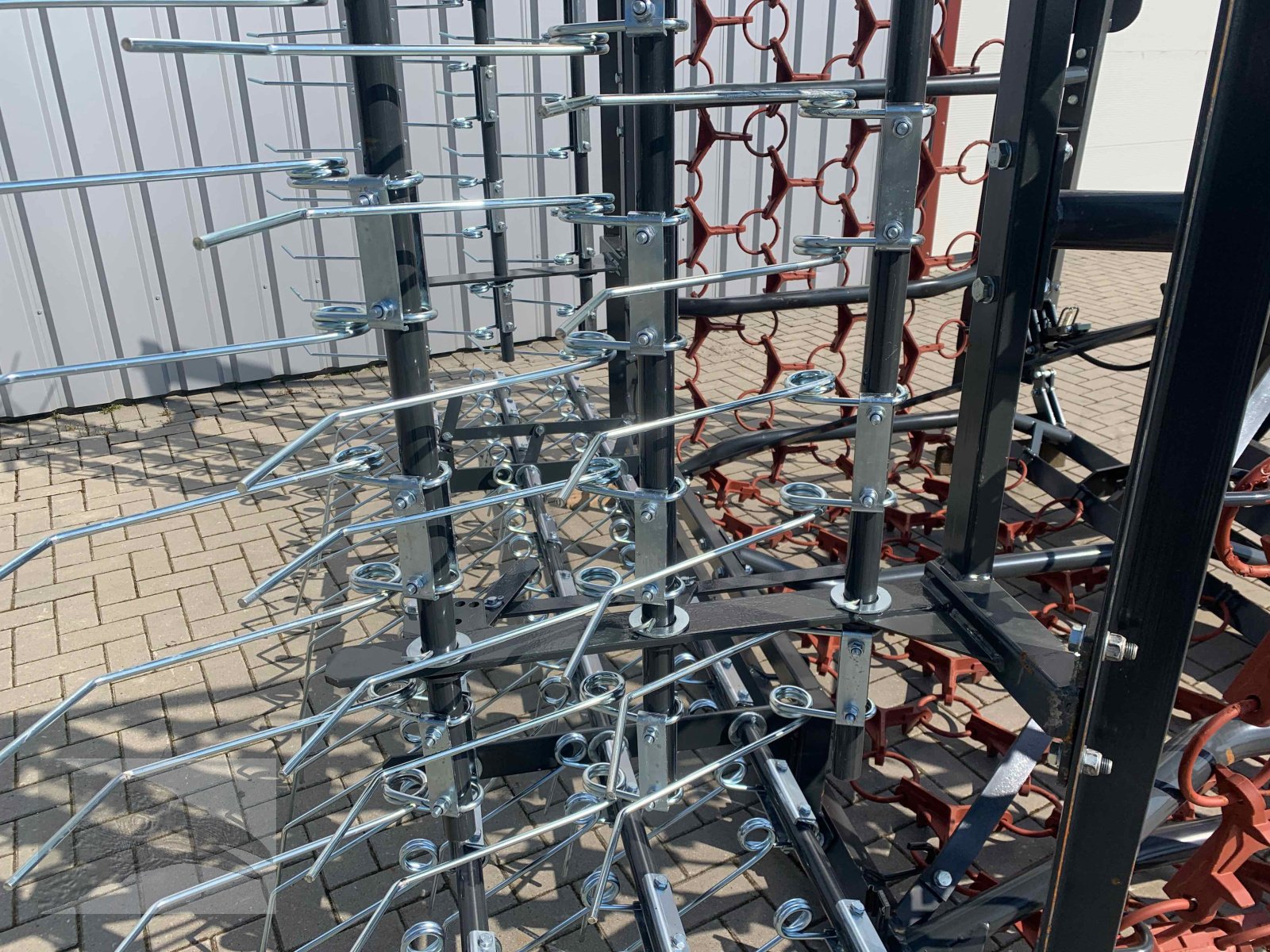 Wiesenegge of the type VORATECK Wiesenschleppe 6m mit Striegel, Neumaschine in Südheide (Picture 4)