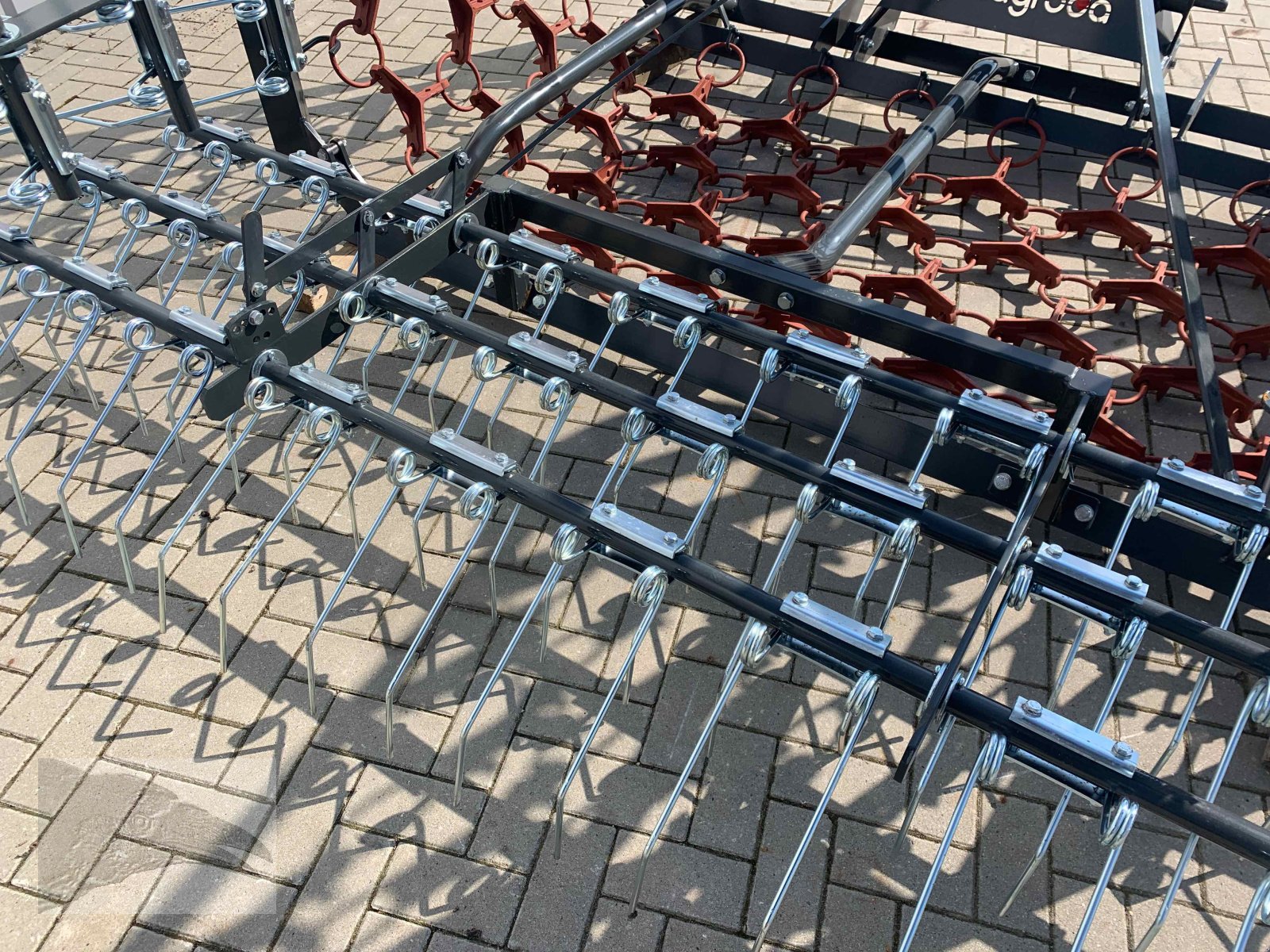 Wiesenegge of the type VORATECK Wiesenschleppe 6m mit Striegel, Neumaschine in Südheide (Picture 5)