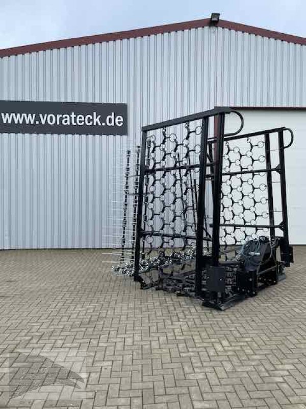 Wiesenegge des Typs VORATECK Wiesenschleppe 8m mit Striegel, Neumaschine in Südheide (Bild 7)