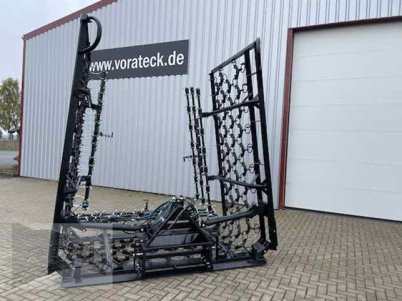 Wiesenegge des Typs VORATECK Wiesenschleppe 8m mit Striegel, Neumaschine in Südheide (Bild 9)