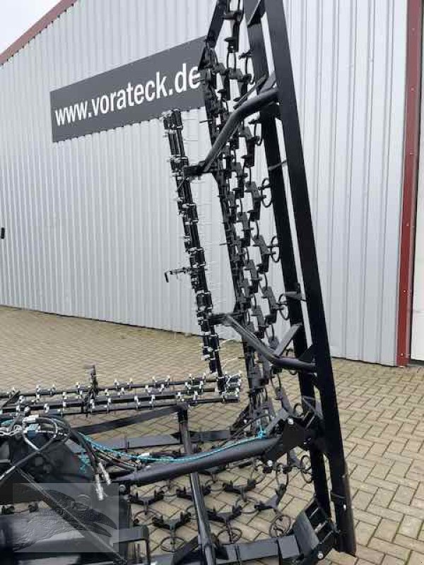 Wiesenegge des Typs VORATECK Wiesenschleppe 8m mit Striegel, Neumaschine in Südheide (Bild 10)