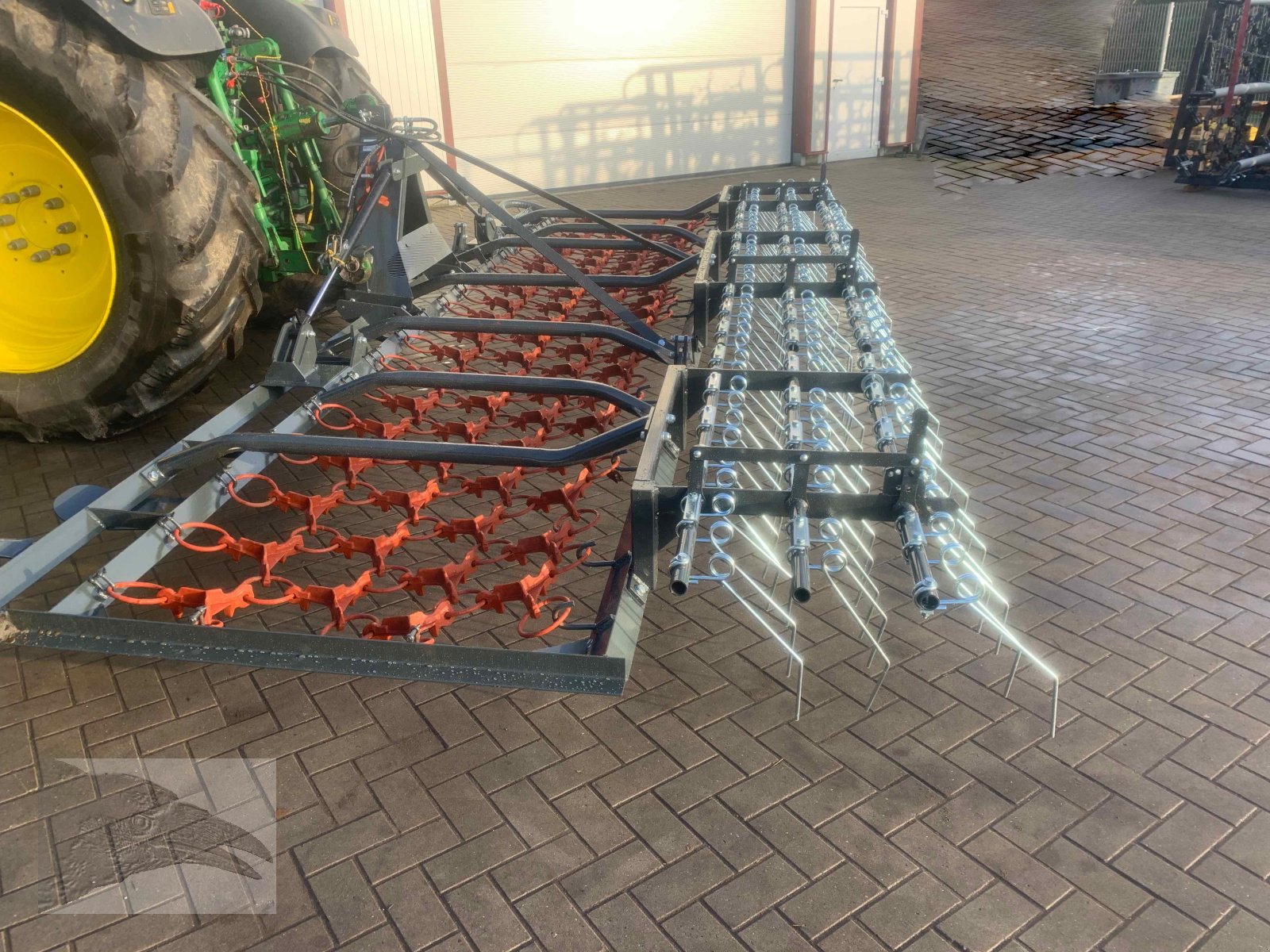 Wiesenegge des Typs VORATECK Wiesenschleppe 8m mit Striegel, Neumaschine in Südheide (Bild 1)