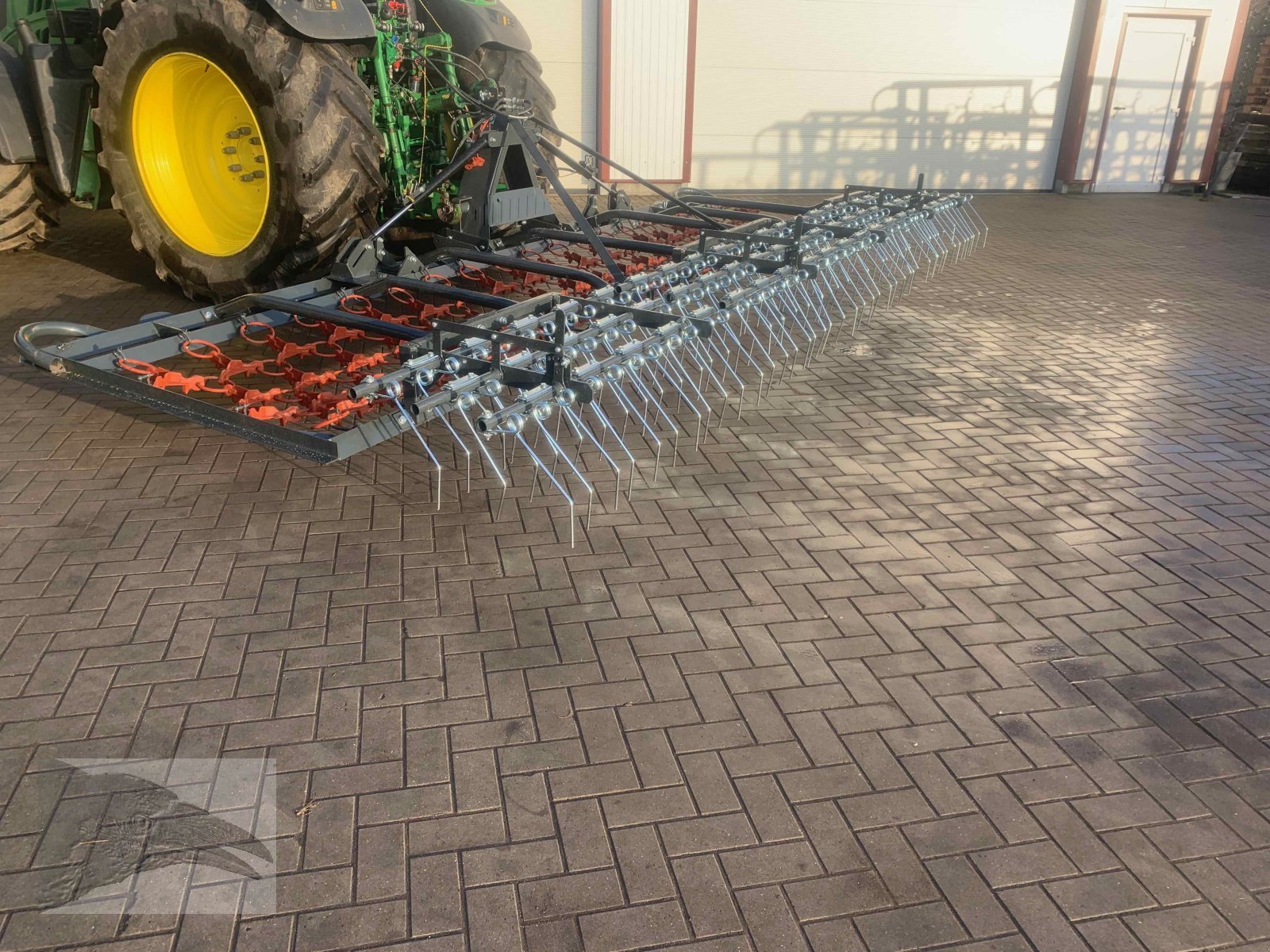 Wiesenegge des Typs VORATECK Wiesenschleppe 8m mit Striegel, Neumaschine in Südheide (Bild 2)