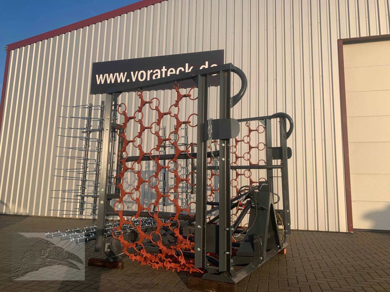 Wiesenegge des Typs VORATECK Wiesenschleppe 8m mit Striegel, Neumaschine in Südheide (Bild 8)