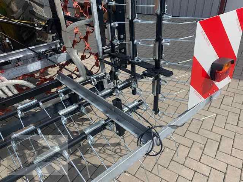 Wiesenegge des Typs VORATECK Wiesenschleppe mit Striegel und Nachsaatgerät 5m, Neumaschine in Südheide (Bild 9)