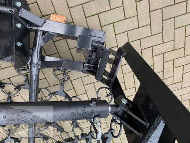 Wiesenegge des Typs Voratek Wiesenschleppe 5m mit Striegel, Neumaschine in Südheide (Bild 7)