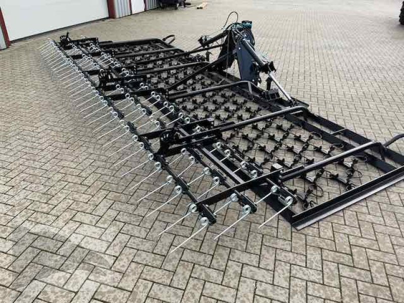 Wiesenegge del tipo Voratek Wiesenschleppe 6m mit Striegel 10mm Zinken, Neumaschine In Südheide (Immagine 1)