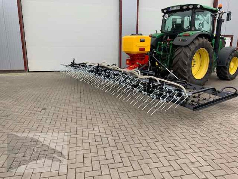 Wiesenegge tip Voratek Wiesenschleppe 6m mit Striegel, Nachsaatgerät, Neumaschine in Südheide (Poză 1)