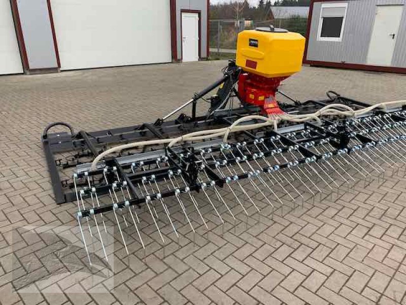 Wiesenegge типа Voratek Wiesenschleppe 6m mit Striegel, Nachsaatgerät, Neumaschine в Südheide (Фотография 10)