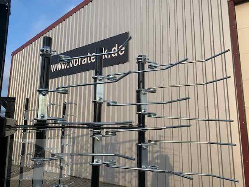 Wiesenegge of the type Voratek Wiesenschleppe 6m mit Striegel, Neumaschine in Südheide (Picture 3)