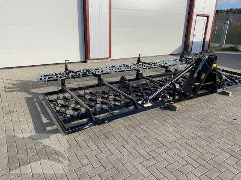 Wiesenegge za tip Voratek Wiesenschleppe 6m mit Striegel, Neumaschine u Südheide (Slika 8)