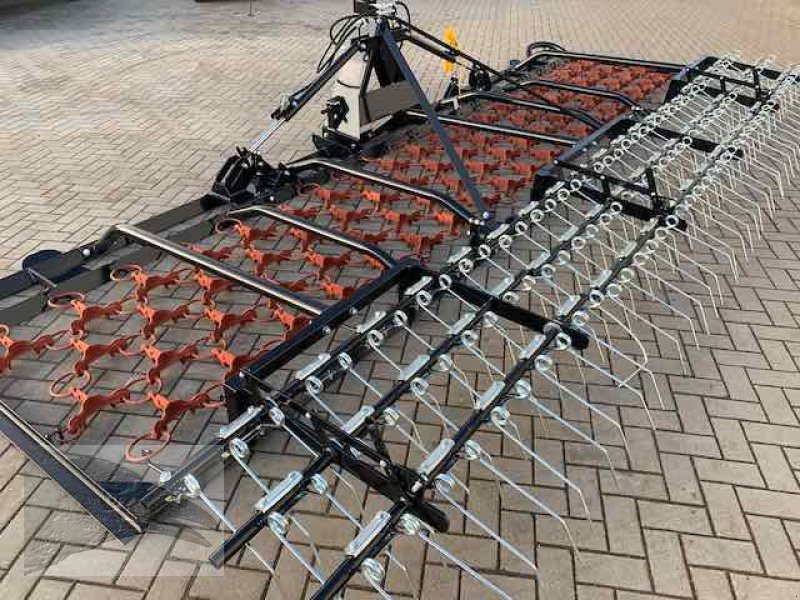 Wiesenegge del tipo Voratek Wiesenschleppe 6m mit Striegel, Neumaschine en Südheide (Imagen 4)