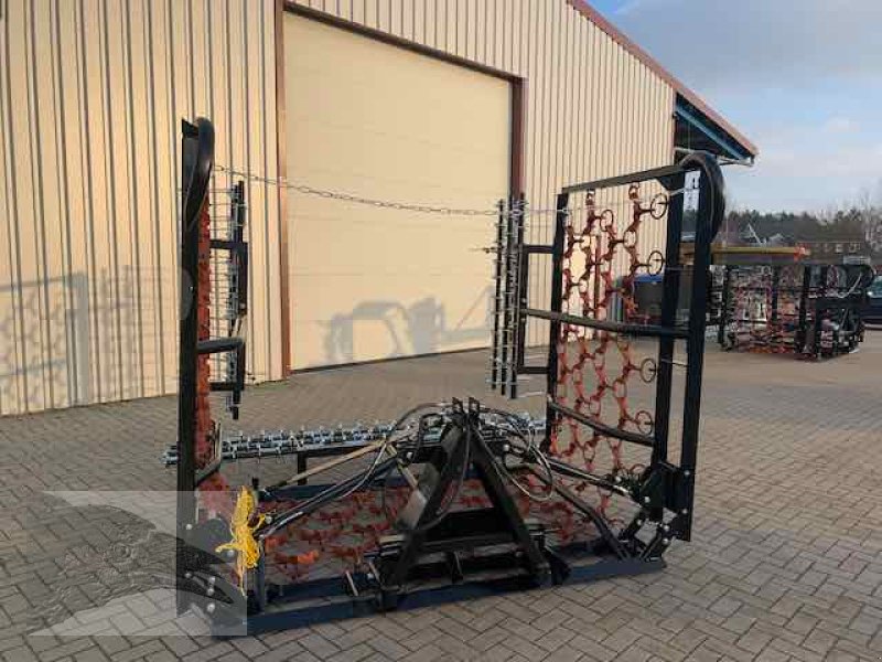 Wiesenegge del tipo Voratek Wiesenschleppe 6m mit Striegel, Neumaschine en Südheide (Imagen 10)