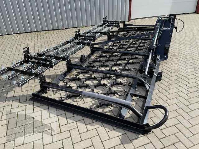 Wiesenegge del tipo Voratek Wiesenschleppe 6m mit Striegel, Neumaschine en Südheide (Imagen 2)