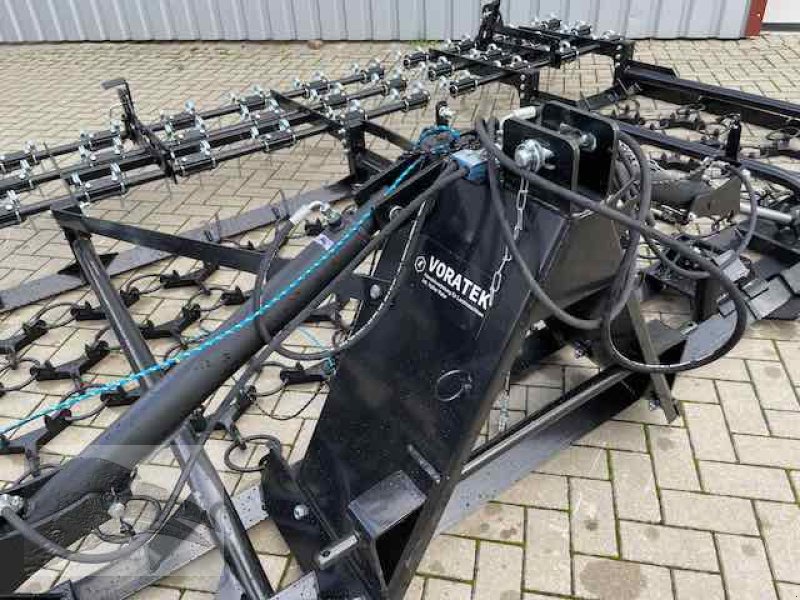 Wiesenegge del tipo Voratek Wiesenschleppe 6m mit Striegel, Neumaschine en Südheide (Imagen 10)