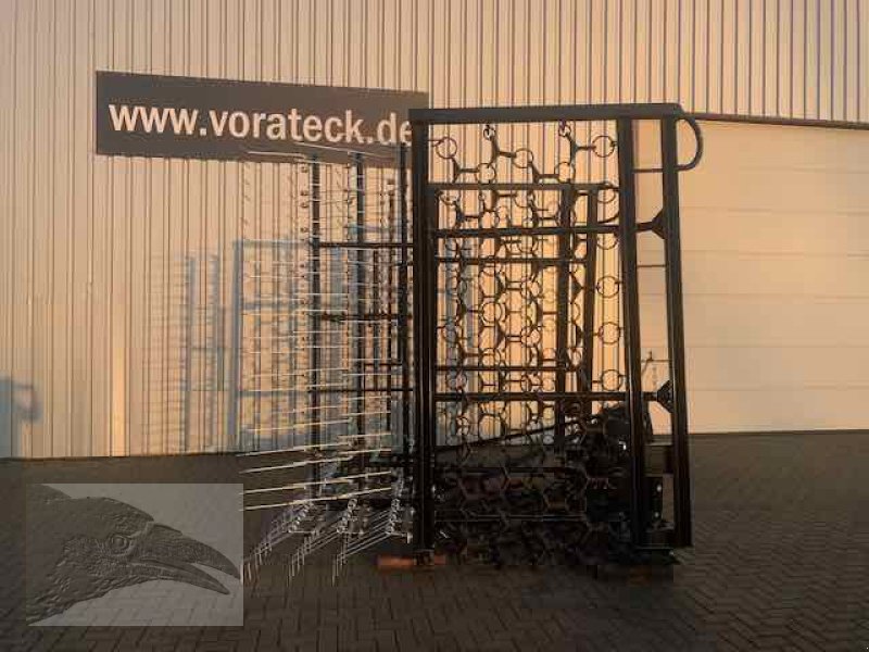 Wiesenegge типа Voratek Wiesenschleppe 8m mit Striegel, Neumaschine в Südheide (Фотография 5)