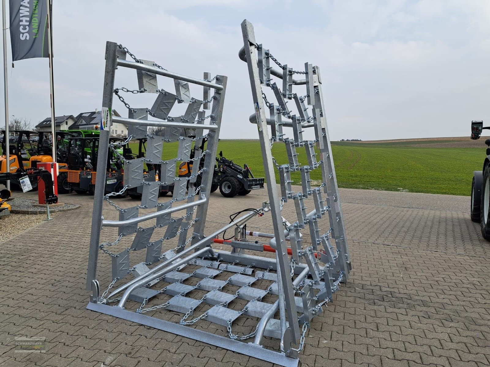 Wiesenegge des Typs Wölfleder 7,20m Wiesenegge, Neumaschine in Gampern (Bild 2)