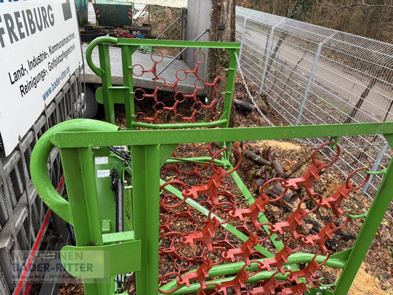 Wiesenegge типа ZAGRODA Wiesenegge 5m 4-reihig hydr., Neumaschine в Freiburg (Фотография 1)