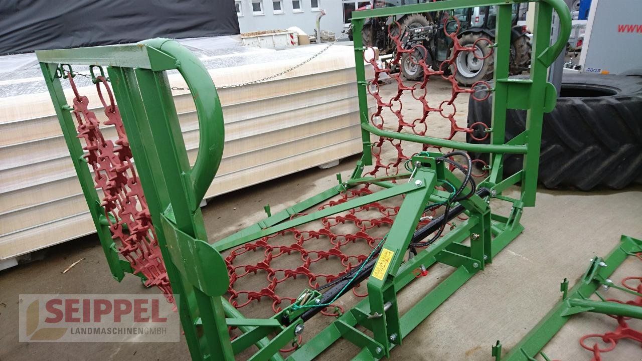 Wiesenegge des Typs ZAGRODA WIESENEGGE 5SH/4, Neumaschine in Groß-Umstadt (Bild 1)