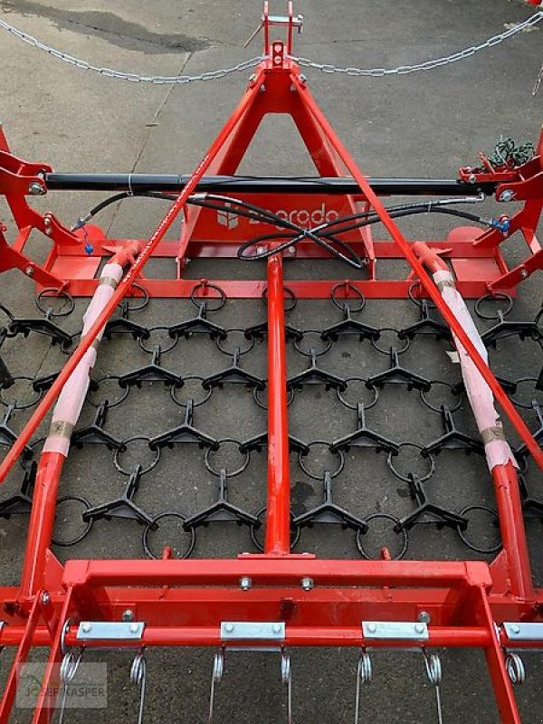 Wiesenegge типа ZAGRODA Wiesenschleppe 4,00 m breit mit Striegel, Neumaschine в Alitzheim (Фотография 7)