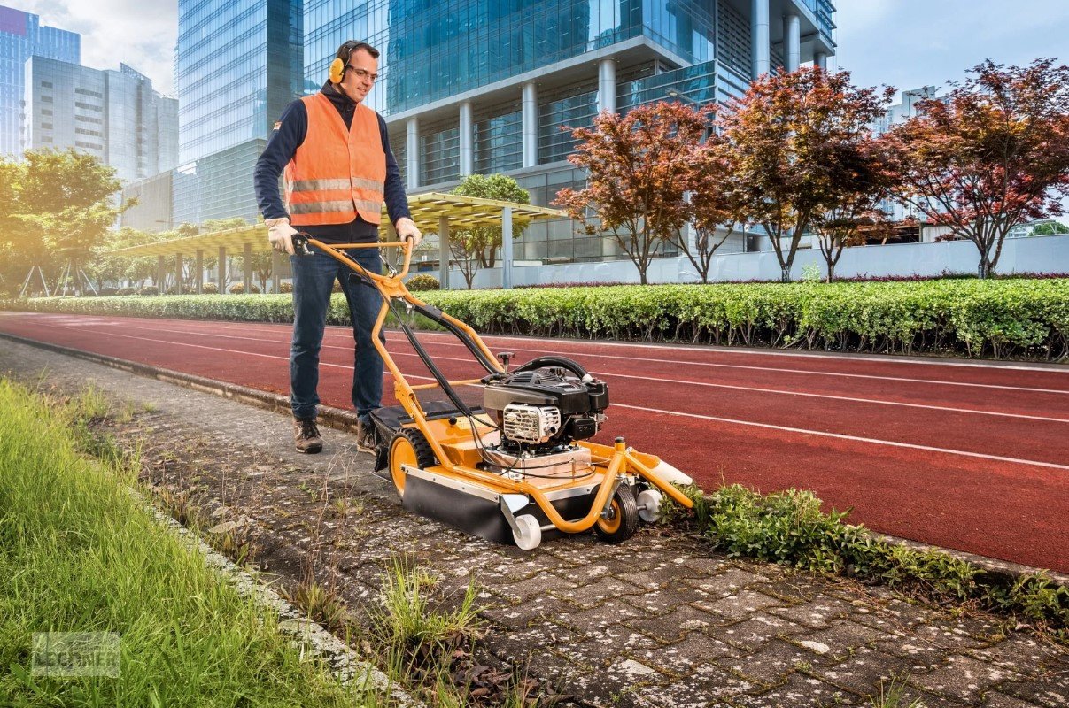 Wildkrautbürste des Typs AS-Motor AS 50 WeedHex - Wildkrautentferner, Neumaschine in Bad Abbach-Dünzling (Bild 2)