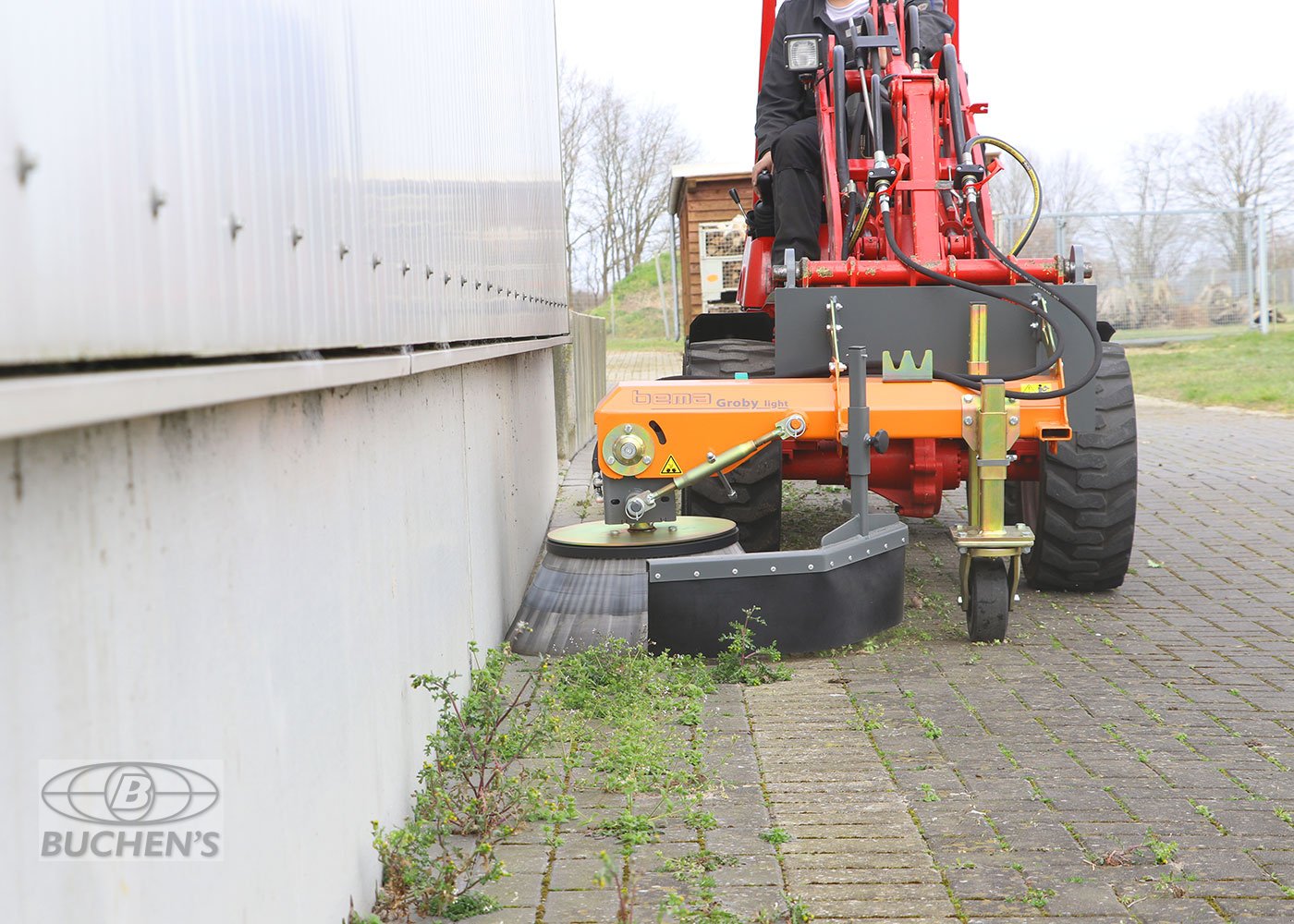 Wildkrautbürste des Typs Bema Groby Light, Neumaschine in Olpe (Bild 2)