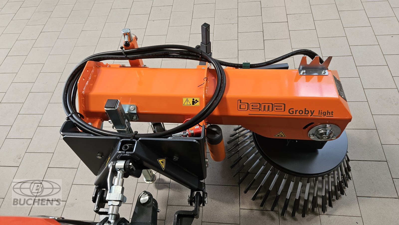 Wildkrautbürste des Typs Bema Groby Light, Neumaschine in Olpe (Bild 10)