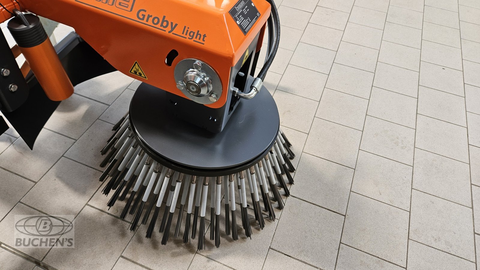 Wildkrautbürste des Typs Bema Groby Light, Neumaschine in Olpe (Bild 11)