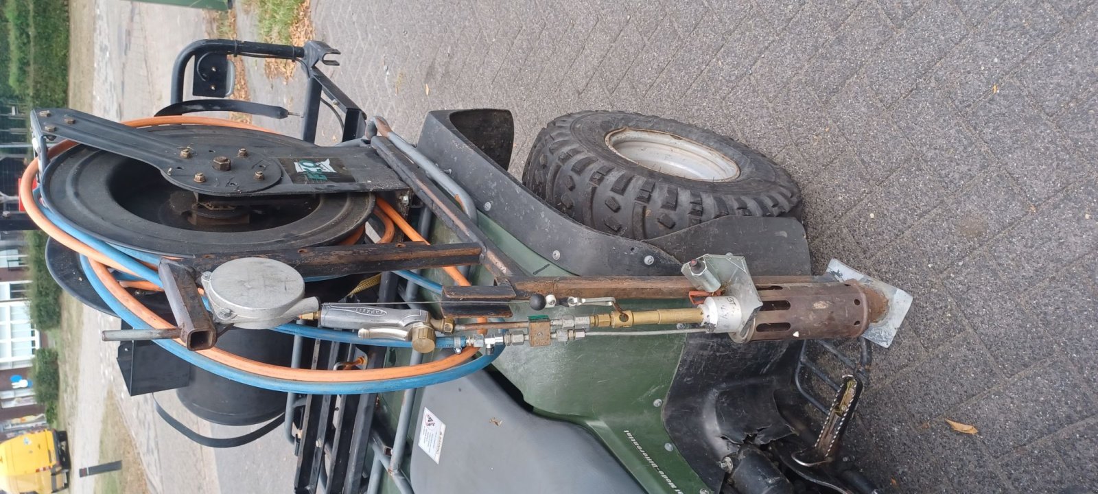 Wildkrautbürste des Typs Kawasaki klf 300, Gebrauchtmaschine in Mariahout (Bild 3)