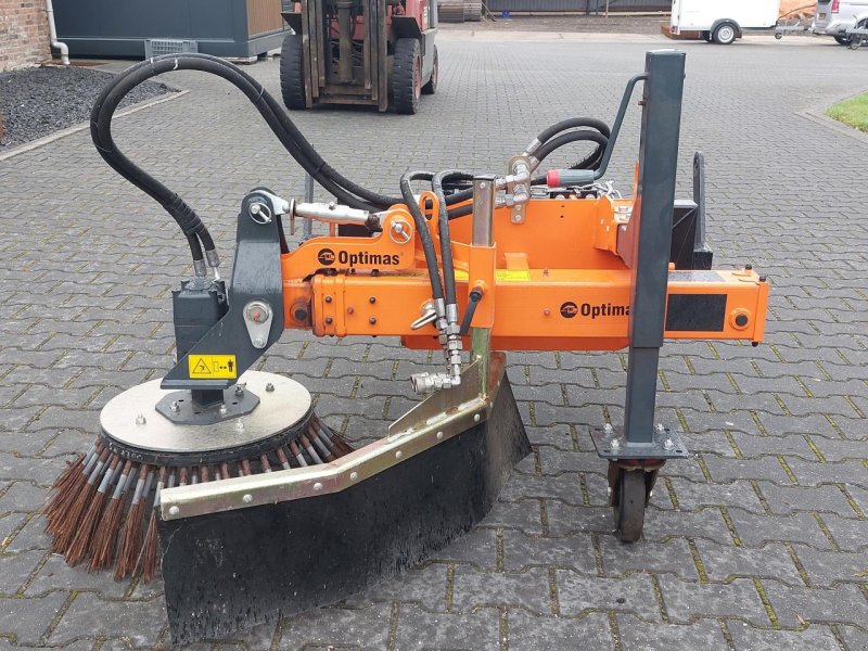 Wildkrautbürste des Typs Optimas WKB model 2023, Neumaschine in Nijelamer (Bild 1)