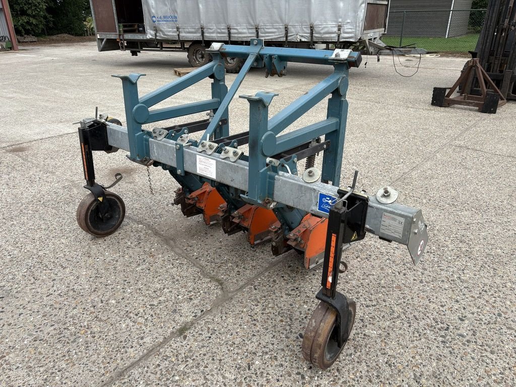 Wildkrautbürste des Typs Sonstige Comeb Comeb rijentrees FP 225, Gebrauchtmaschine in Kronenberg (Bild 1)