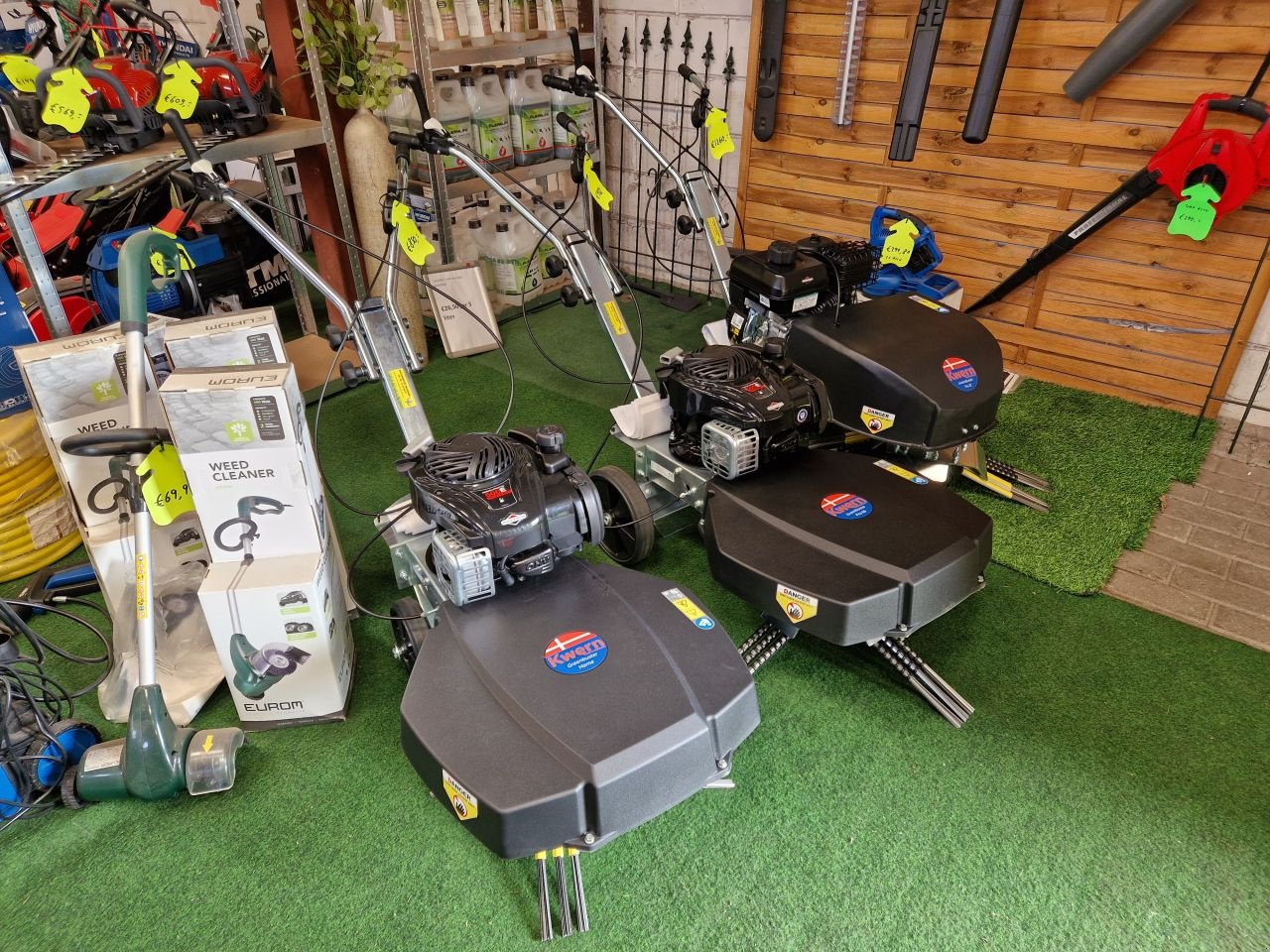 Wildkrautbürste des Typs Sonstige Kwern Greenbuster, Neumaschine in Smilde (Bild 4)