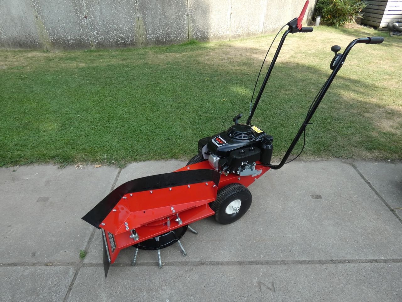 Wildkrautbürste Türe ait Sonstige TIELBUGER TIELBUGER TW50S Pro, Gebrauchtmaschine içinde Klarenbeek (resim 2)