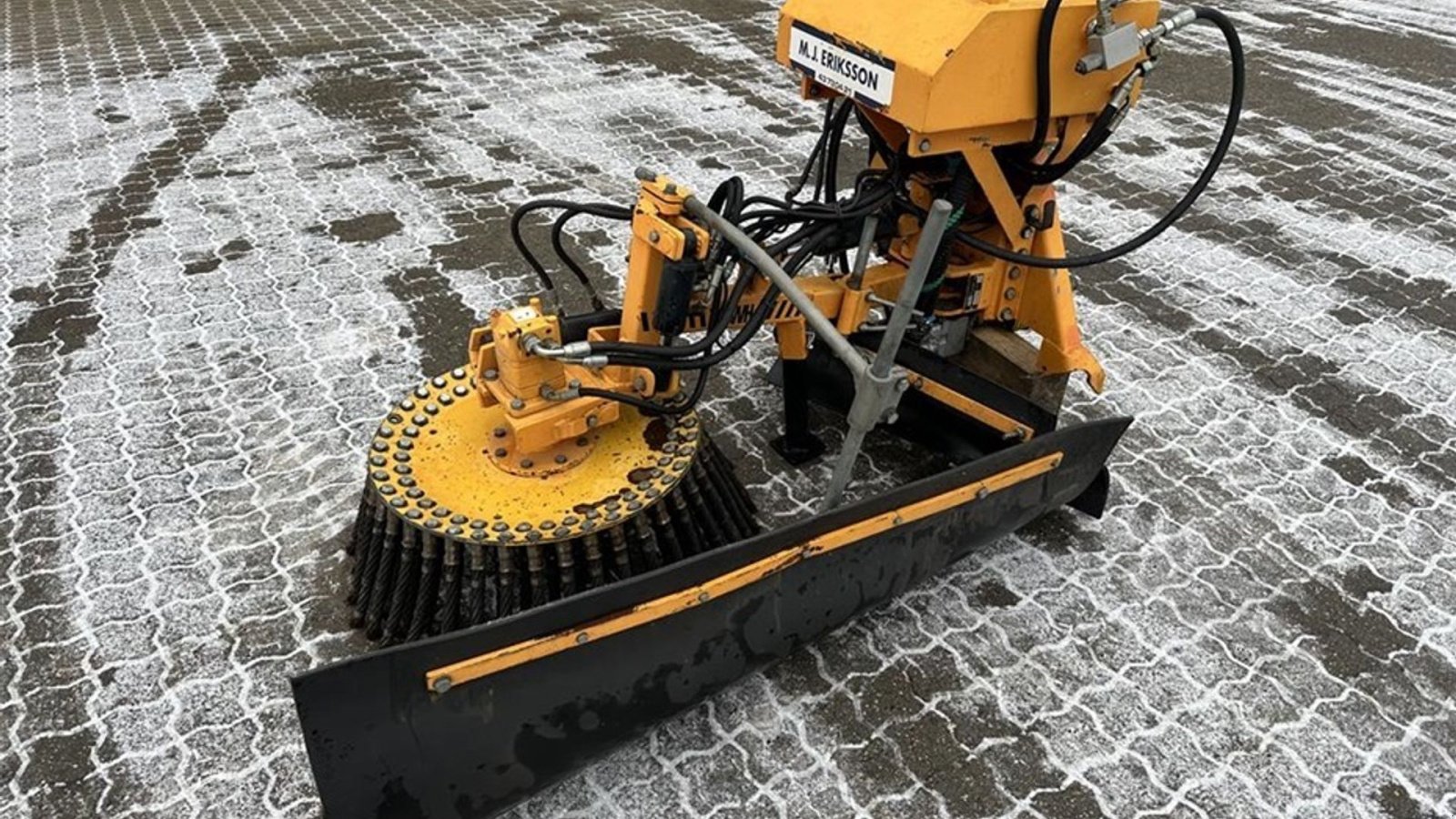 Wildkrautbürste Türe ait Sonstige Ukrudtsbørste, Gebrauchtmaschine içinde Gjerlev J. (resim 5)