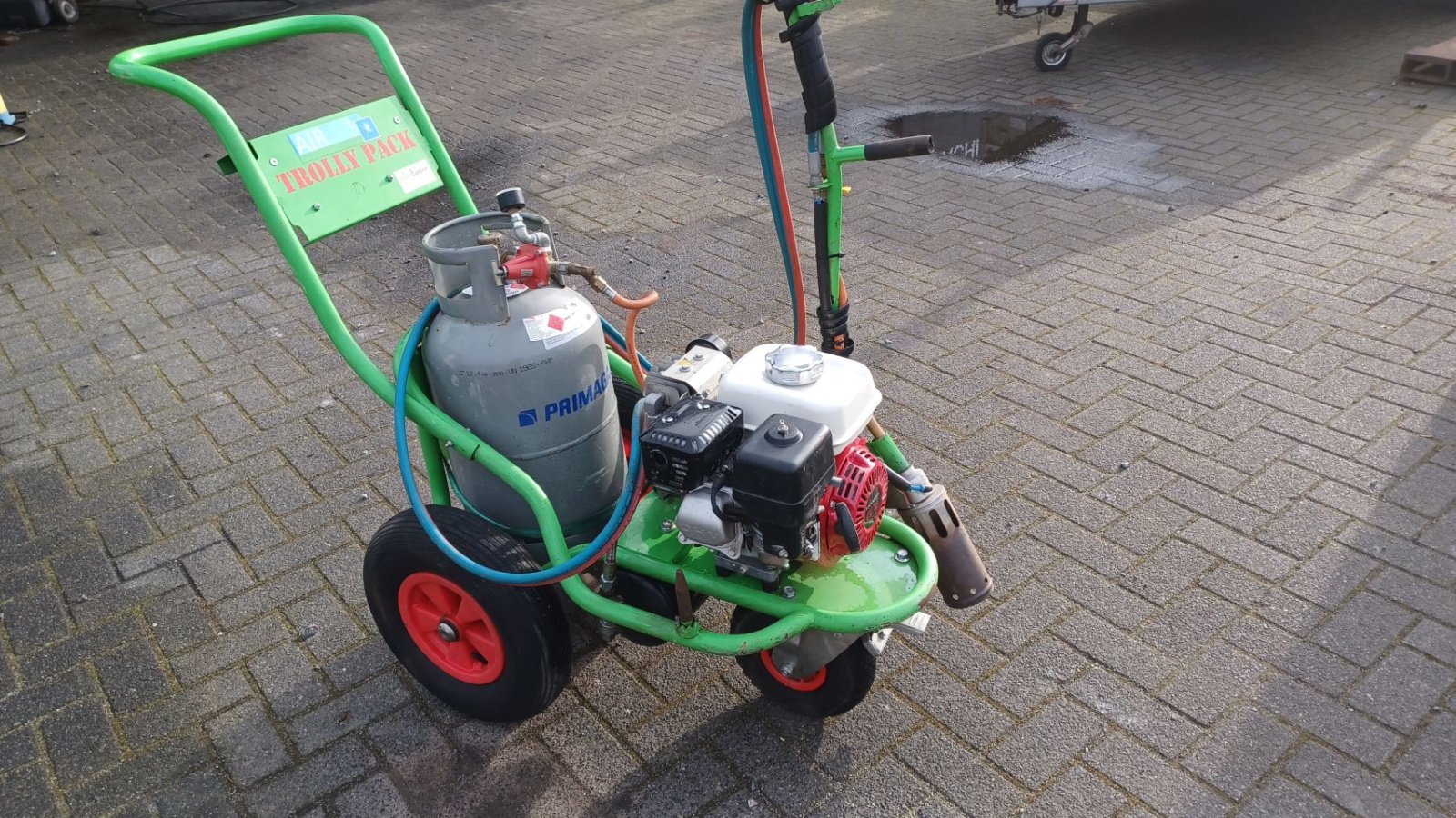 Wildkrautbürste des Typs Sonstige weed control air trolly pack straat reiniging machine, Gebrauchtmaschine in Mariahout (Bild 3)