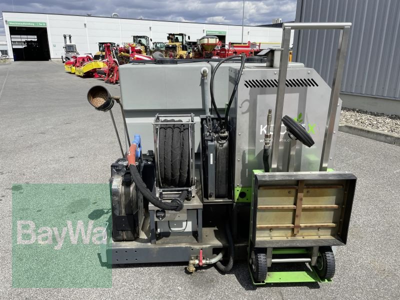 Wildkrautvernichter des Typs Keckex KOMEX-M29-M13, Vorführmaschine in Bamberg (Bild 2)