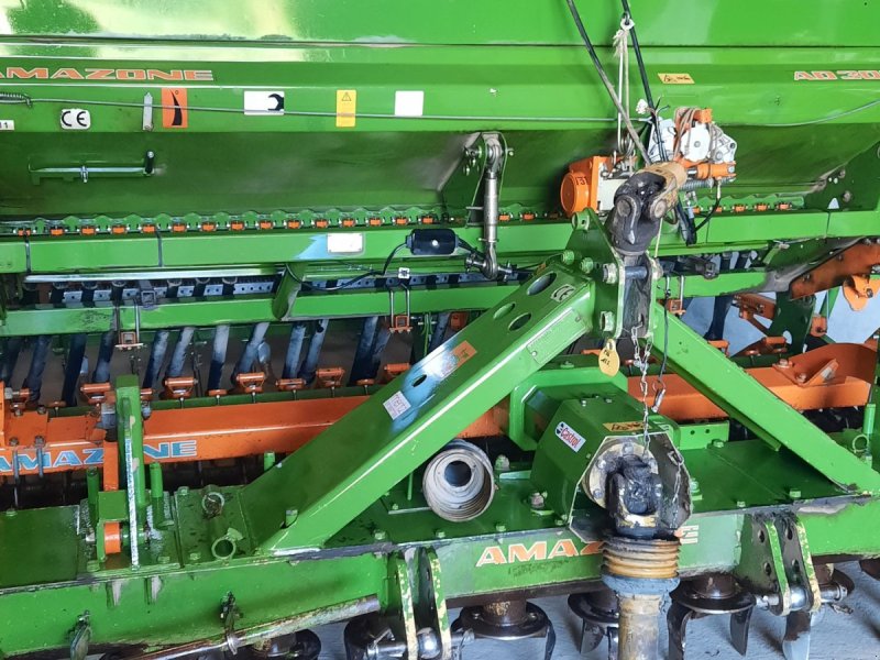 zapfwellenbetriebenes Gerät tipa Amazone AD 302, Gebrauchtmaschine u Ringe