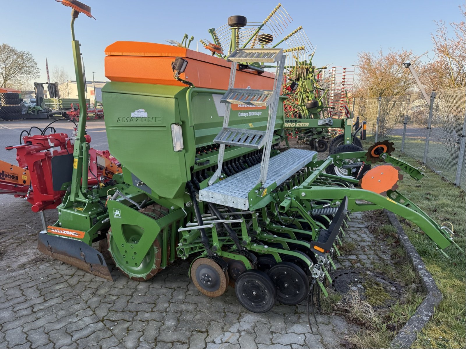 zapfwellenbetriebenes Gerät typu Amazone Anbaukreiselegge KE 3001 Super, Gebrauchtmaschine w Elmenhorst-Lanken (Zdjęcie 5)