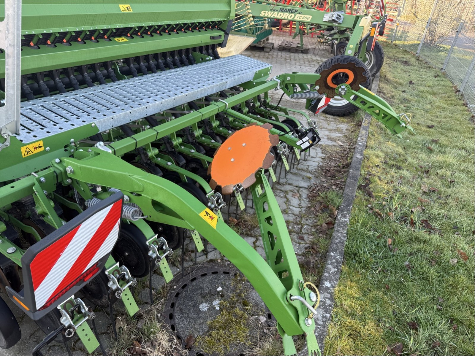 zapfwellenbetriebenes Gerät typu Amazone Anbaukreiselegge KE 3001 Super, Gebrauchtmaschine w Elmenhorst-Lanken (Zdjęcie 10)