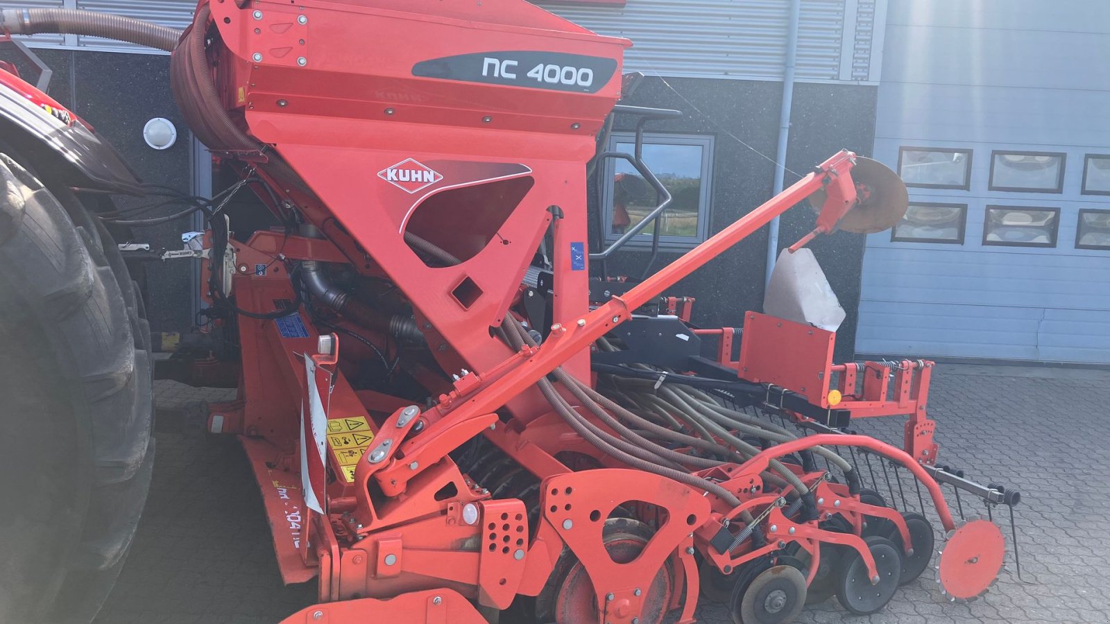 zapfwellenbetriebenes Gerät от тип Kuhn 4m HR4004/NC4000, Gebrauchtmaschine в Hurup Thy (Снимка 2)