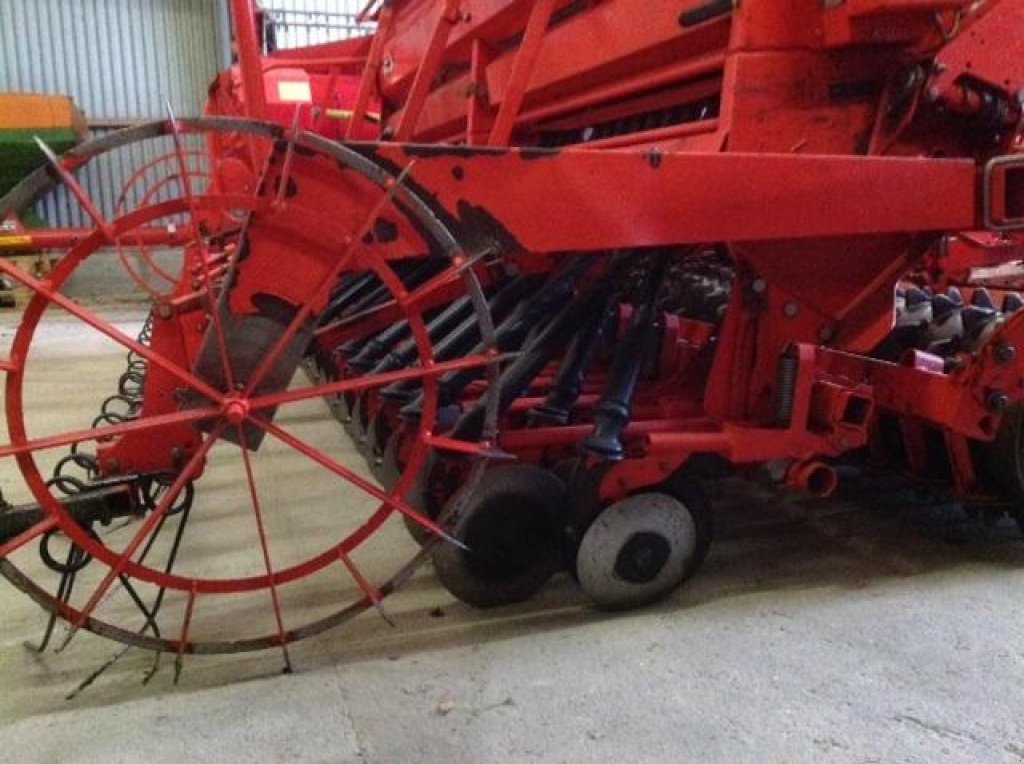 zapfwellenbetriebenes Gerät typu Kuhn 4m Kuhn 4003D/Integra m/skiveskær, Gebrauchtmaschine w Ringe (Zdjęcie 5)