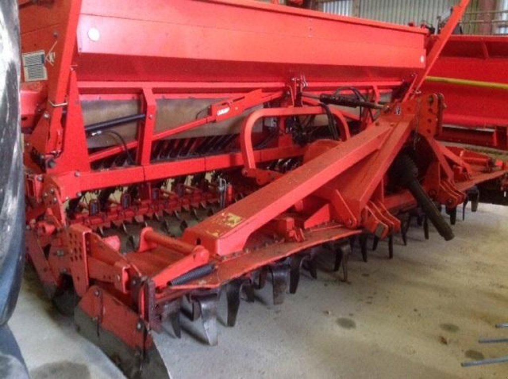 zapfwellenbetriebenes Gerät typu Kuhn 4m Kuhn 4003D/Integra m/skiveskær, Gebrauchtmaschine w Ringe (Zdjęcie 2)