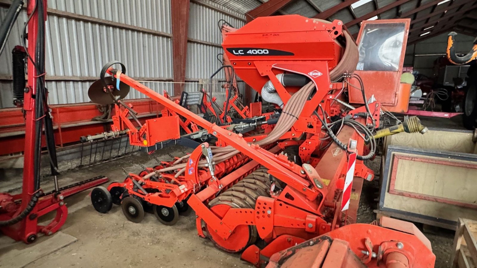 zapfwellenbetriebenes Gerät tipa Kuhn Venta LC 4000 Kuhn rotorharve med Vanta LC 4000, Gebrauchtmaschine u Sakskøbing (Slika 2)