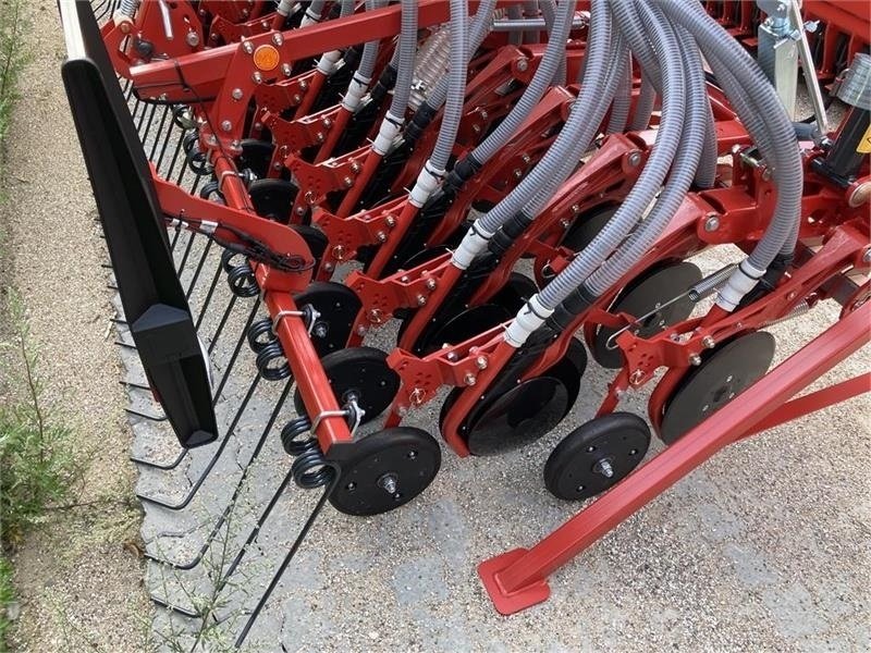 Zinkenrotor (Ackerbau) от тип Kverneland E-Drill S rotorharve 4 m., Gebrauchtmaschine в Mern (Снимка 5)