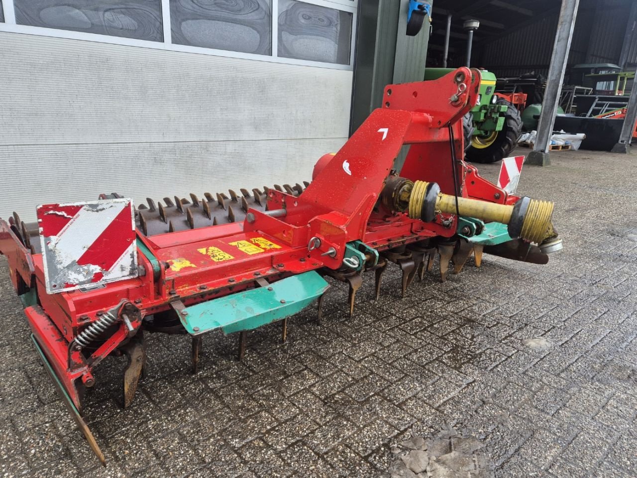 Zinkenrotor (Ackerbau) типа Kverneland NGH 301, Gebrauchtmaschine в Halle (Фотография 3)